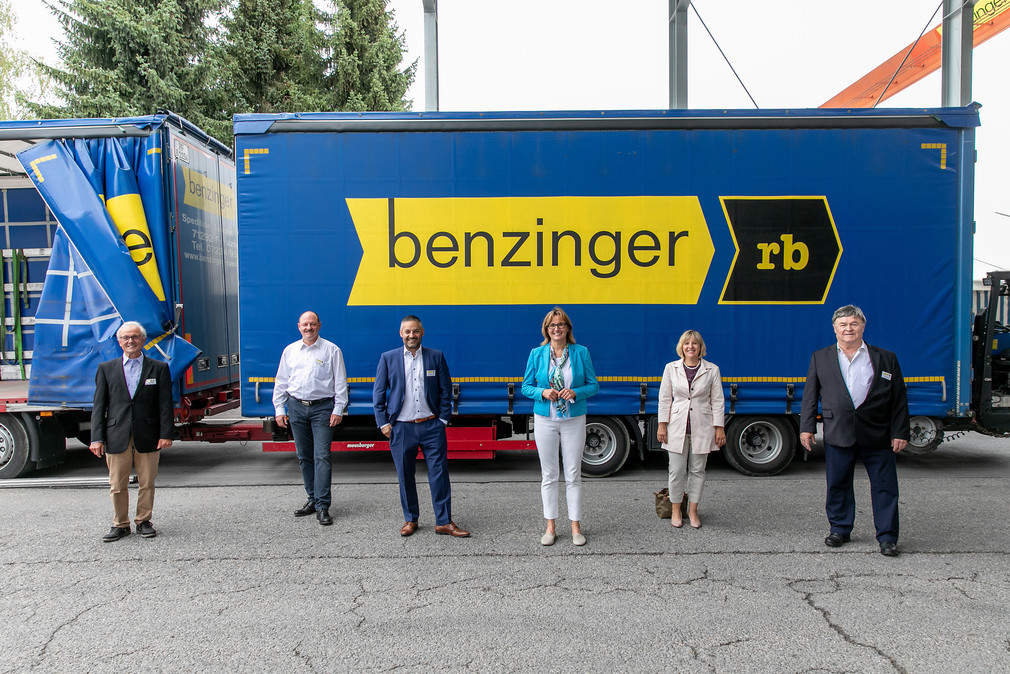 Besuch der Firma Rolf Benzinger Spedition-Transporte GmBH im Tiefenbronn im Rahmen der Ausbildungsreise