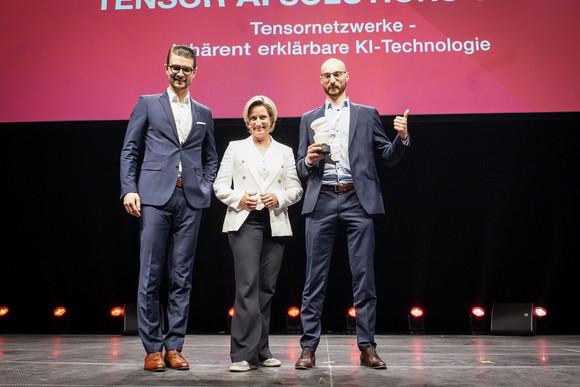 Verleihung KI-Champions Verleihung KI-Champions 2025 - Tensor AI Solutions GmbH