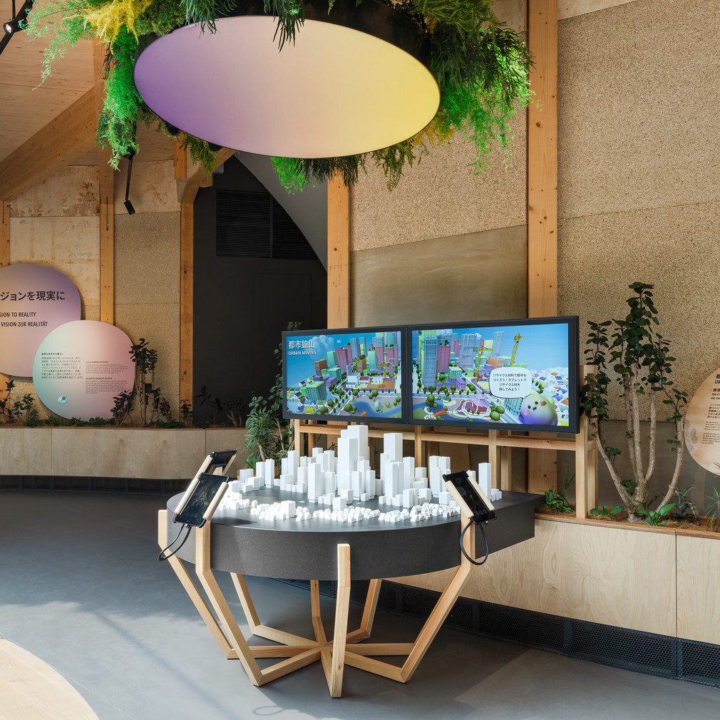 Exponate aus der Expoausstellung in Osaka 2025 aus dem Deutschen Pavillon
