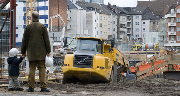 Baustelle in der Stadt (Quelle: Oliver-Marc Steffen, Fotolia)