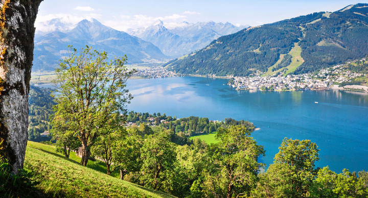 Blick auf Zell am See 