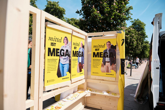 Mittelstand Image-Kampagne Mittelstand wird Megastand Mittel ist Mega