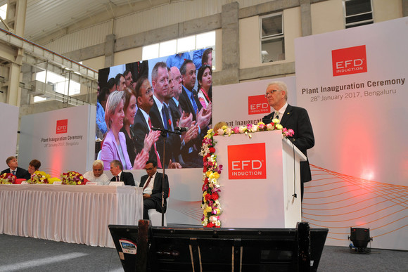 Delegationsreise Ministerpräsident Kretschmann besucht Indien Einweihung der neuen Fabrikhalle bei der Firma EFD Induction Pvt. Ltd. in Bangalore