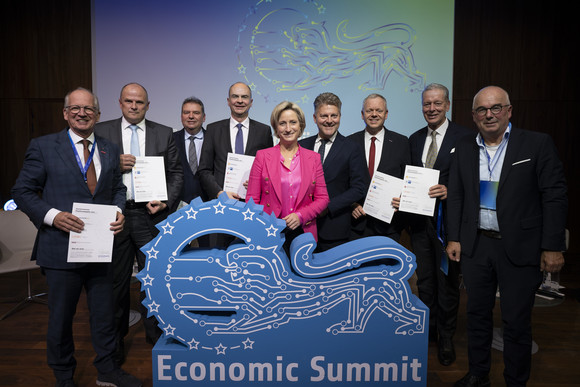 Wirtschaftsgipfel Wirtschaftsgipfel 2025 Wirtschaftsgipfel 2025