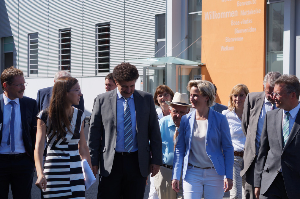 Wirtschafts- und Arbeitsministerin Dr. Nicole Hoffmeister-Kraut hat ihre regelmäßigen Kreisbereisungen im Land am 17. Juli 2017 mit einem Besuch im Neckar-Odenwald-Kreis fortgesetzt.