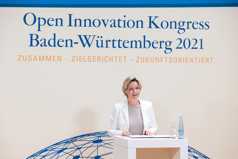 Ministerin Dr. Nicole Hoffmeister-Kraut spricht auf dem digitalen Open Innovation Kongress 2021