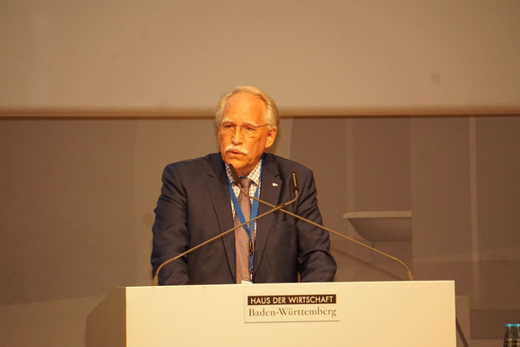 Landesveranstaltung Landesveranstaltung Einpersonen- und Kleinunternehmen Kongress für Einpersonen- und Kleinunternehmen am 19. Oktober 2017 im Haus der Wirtschaft
