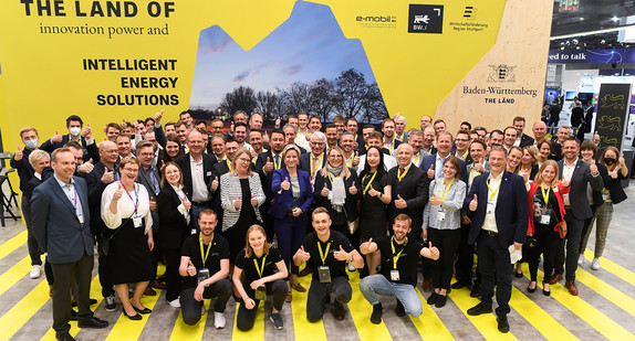 Gruppenbild der Aussteller auf der Hannover Messe