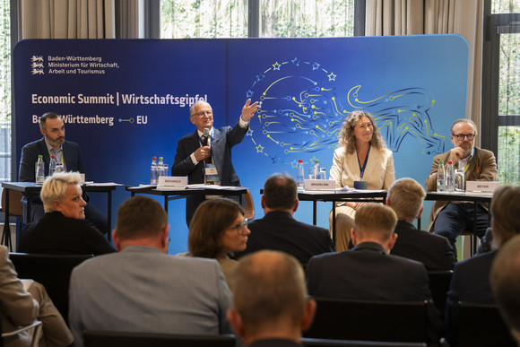 Wirtschaftsgipfel Wirtschaftsgipfel 2025 Wirtschaftsgipfel 2025