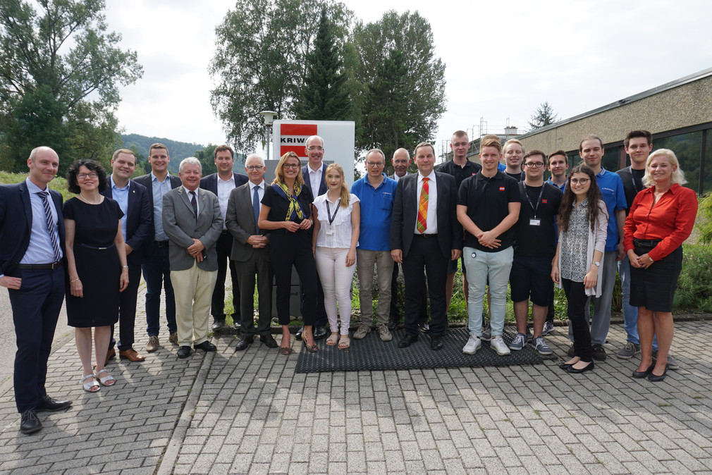 Besuch der Firma Kriwan Industrie-Elektronik GmbH in Forchtenberg am 3. August 2017 im Rahmen der Ausbildungsreise