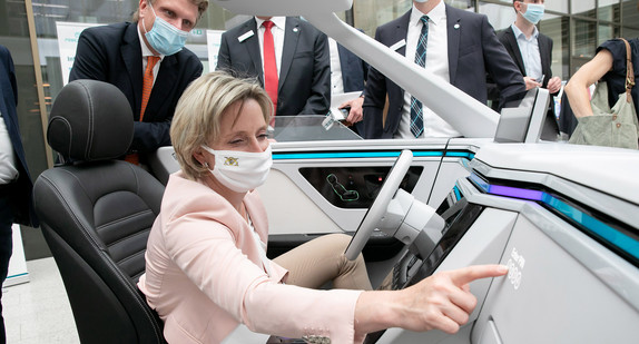 Termin Marquardt Gruppe in Rietheim-Weilheim im Rahmen der Sommerreise „Corona und Transformation: Wie sich die Automobil- und Zuliefererbranche den vielfältigen Herausforderungen stellt“