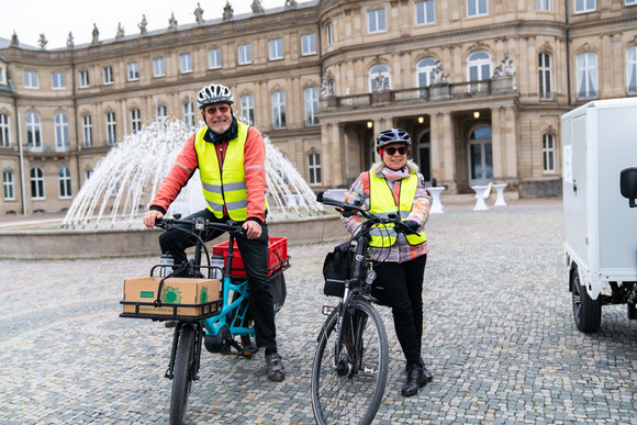 Elektromobilität Größte E-Lastenrad-Flotte 2018 in Stuttgart versammelt Größte E-Lastenrad-Flotte 2018 in Stuttgart versammelt. Bilderquelle: Ministerium für Verkehr BW, Daniel Mühlebach