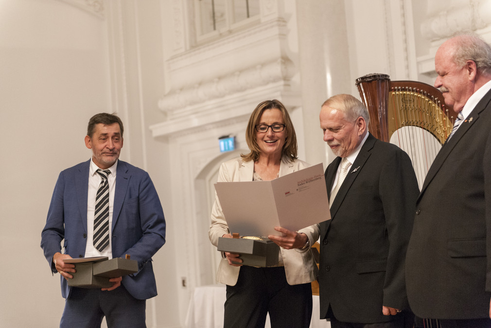 Verleihung des Archäologie-Preises durch Frau Staatssekretärin Katrin Schütz