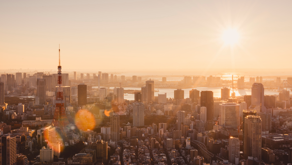 Skyline Tokio in Morgensonne